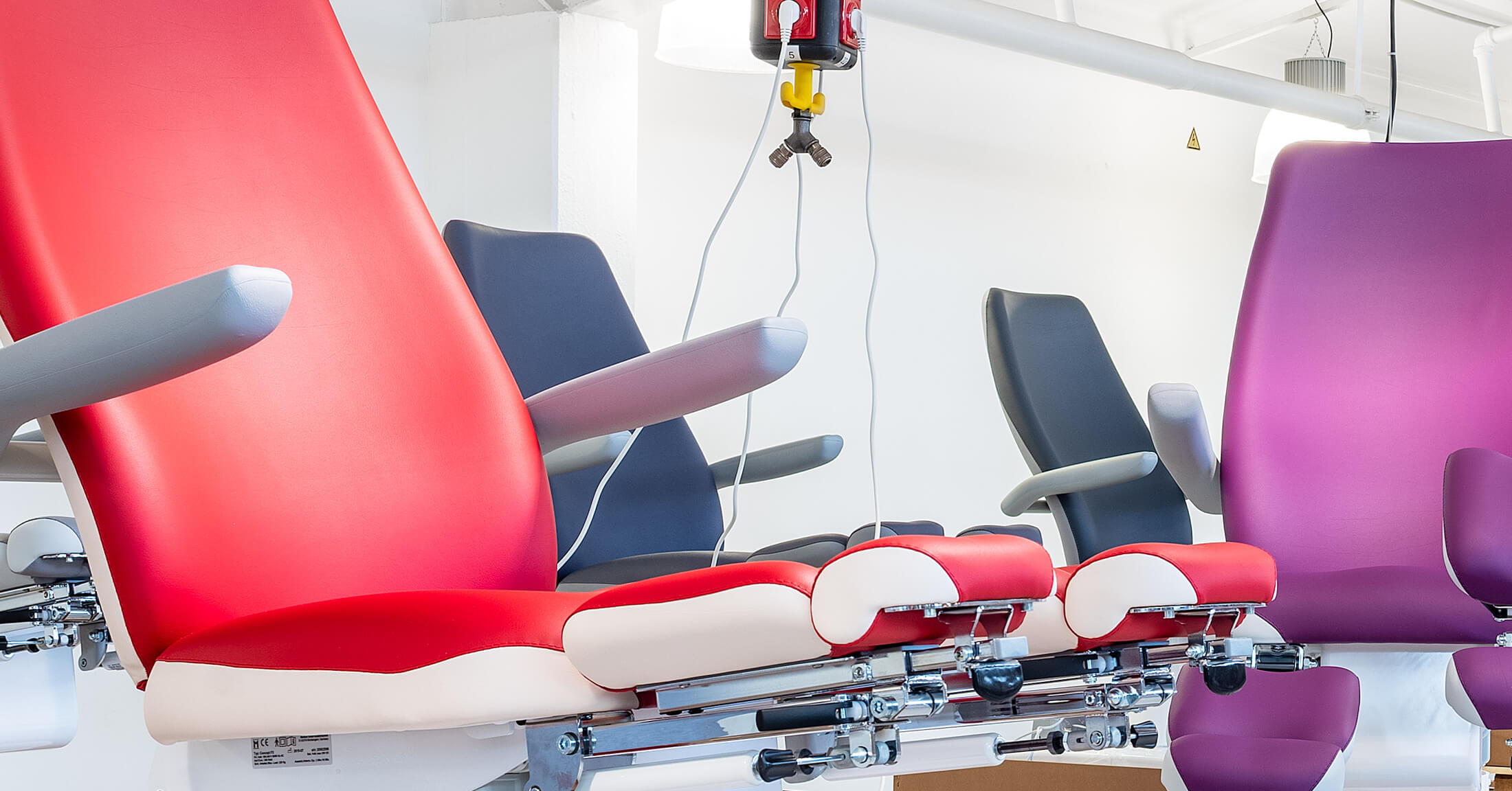 Electrically treatment chairs